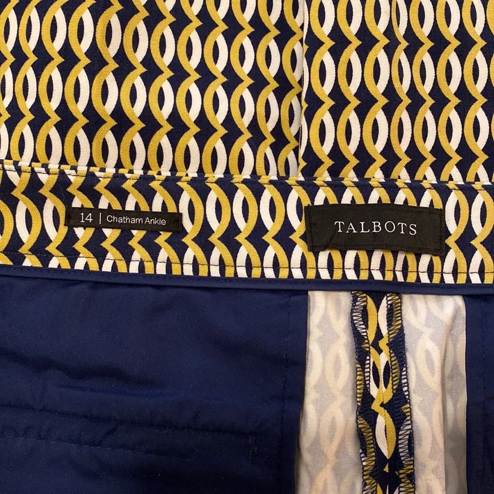 Geometric Patterned - Talbots Chatham Ankle Pant - Size 14 - Navy, White - Picture 2 of 5